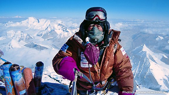 oldest person to climb mt everest