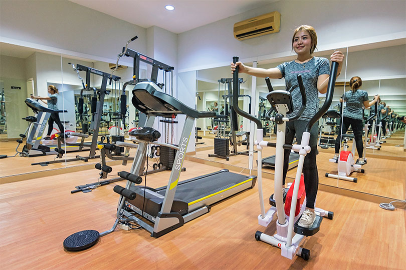 Working out with StairMaster for strength conditioning