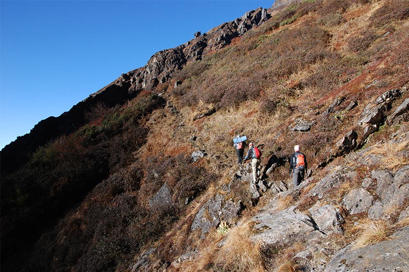 Difficult trails during the Manaslu Circuit