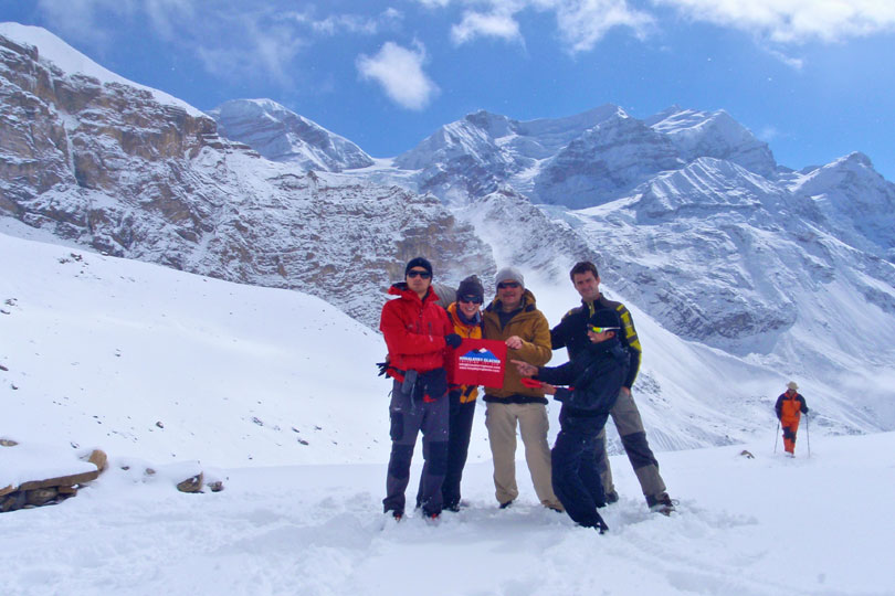 Trekking along the magnificent Annapurna Circuit