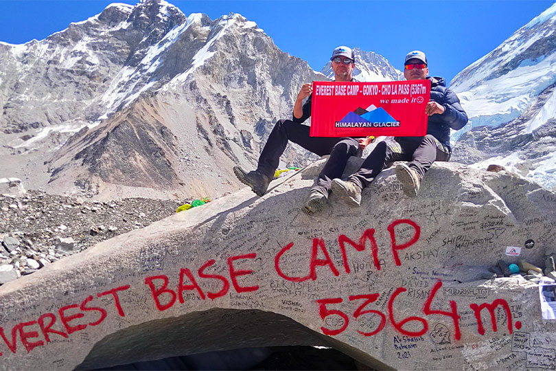 Trekkers at the top of Everest Base Camp 