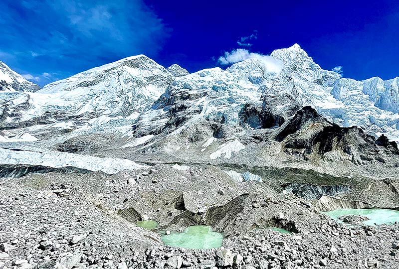 Mount Everest with Khumbu Glaicer